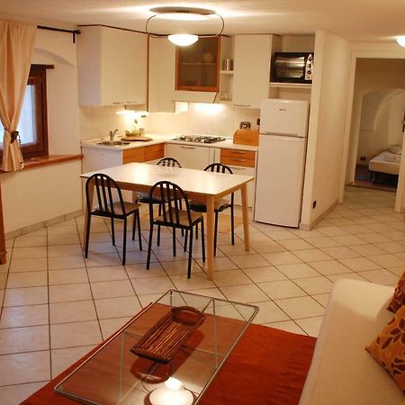 אאוסטה Maison Grivon Appartamento Becca Di Nona מראה חיצוני תמונה